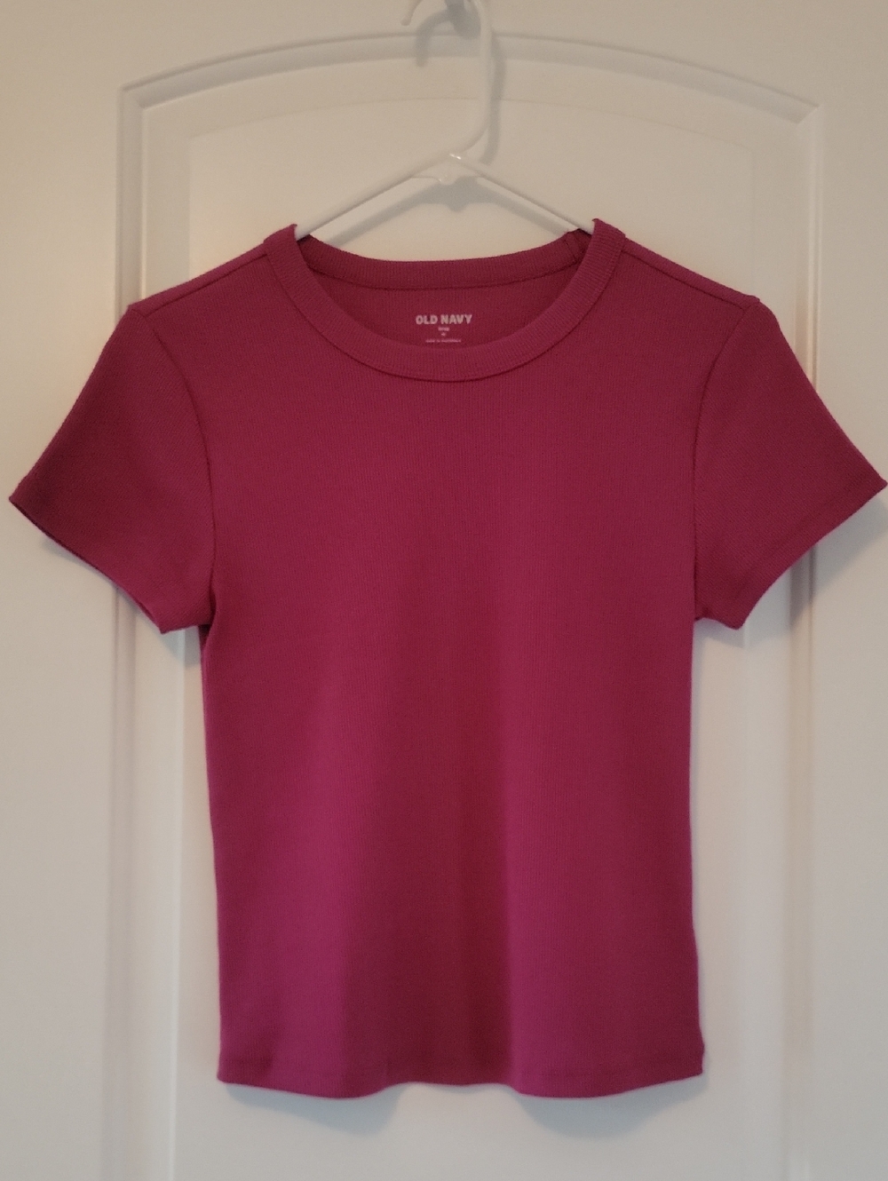 Old Navy Short Sleeve Crewneck Top - Magenta Size M